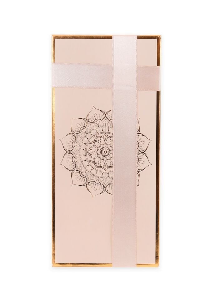 ECRİN SERİSİ KUTULU (Pamuk Seccade+Güpürlü Şal+İnci Tespih) NO:1 GOLD