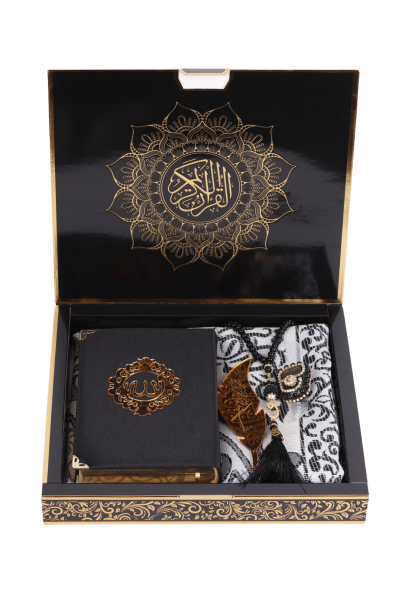 HİRA SERİSİ (Kuran+Pamuk Seccade+inci vavlı Tespih+Taşlı Zikirmatik+Ayraç) SİYAH