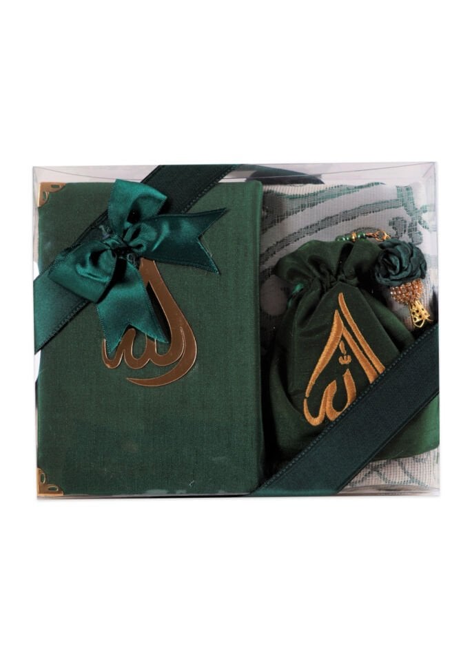 HÜSNA SERİSİ  (Çanta Boy Kuran+Kese+Disko Top Tespih+Seccade) NO:2 YEŞİL