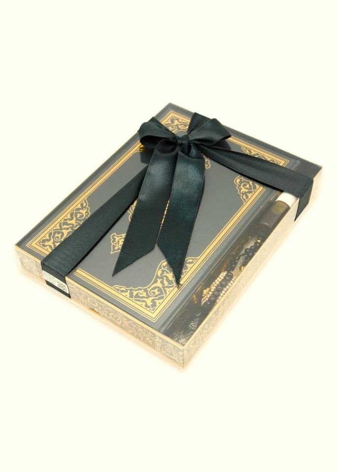 İSMİHAN SERİSİ (Orta Boy Kuran+Tespih+Esans+Zikirmatik) SİYAH