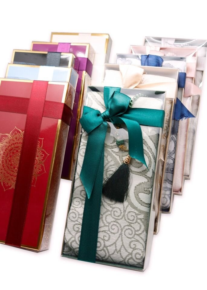 ESİLA SERİSİ KUTULU (Pamuk Seccde+İnci Tespih) NO:1