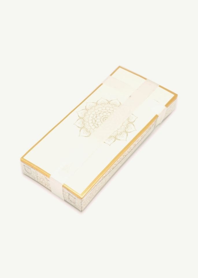 ESİLA SERİSİ KUTULU (Pamuk Seccde+İnci Tespih) NO:1 KREM