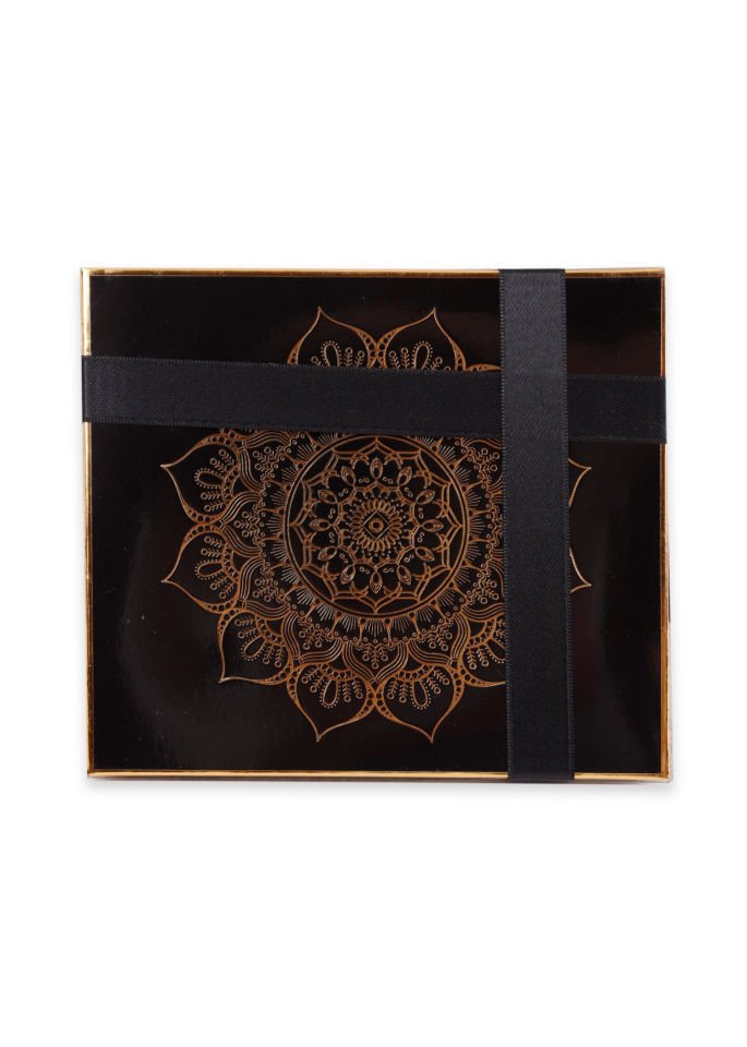 MEVA SERİSİ KUTULU KARE SET (Madalyonlu Çanta+ Şantuk Yasin+ İnci Tespih) NO:1 SİYAH