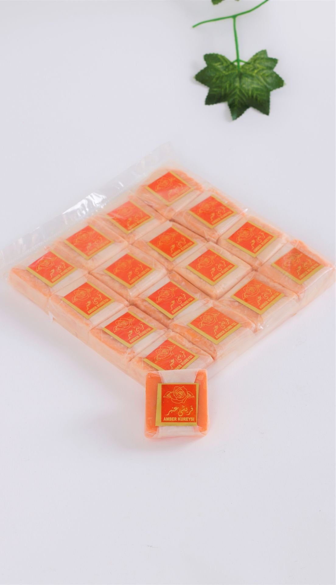 Katı Misk-i Amber 1